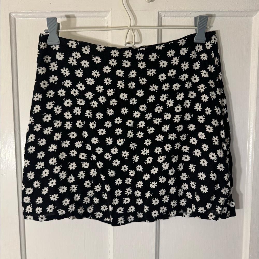 Garage black white floral mini skirt XS